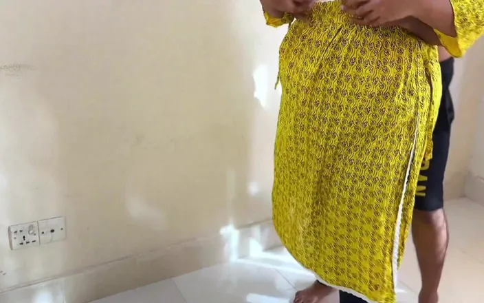 Aria Mia: Teen BBW Girl with Juicy Natural Pussy Gets Enjoyed by...