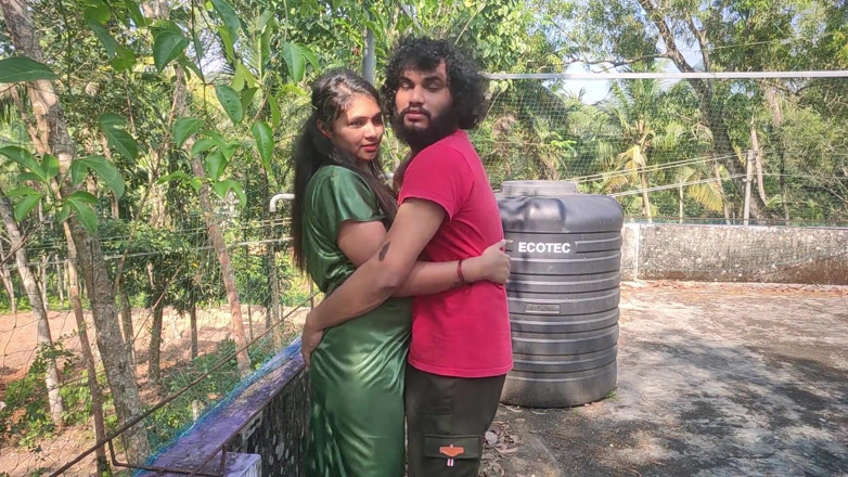 Vaigavarun45: Out Door Sex, Vaishnavy and Sharun Raj Out Door Romance...