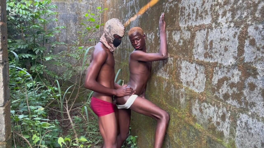 Fucked the Little Twink in the Bush (Just_pablo)