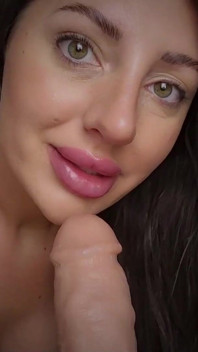 大胸部熟女自慰