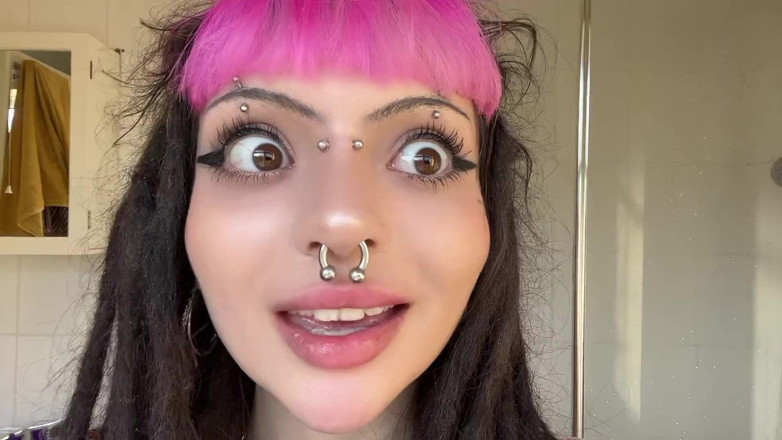Bambi Fae: Look Into My Eyes Again