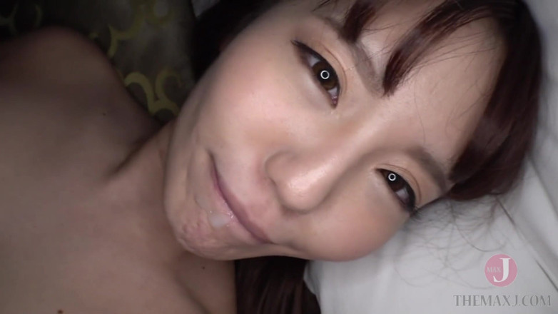 JAV Amateur: Memegang dinding langsingnya dengan ketat dan meleleh sehingga dia memancut...