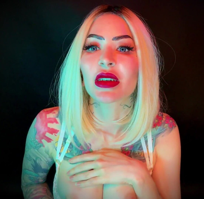 Baal Eldritch: Sarcina obraznică a distrugăturii acasă și șoapte murdare - JOI, distrugere acasă