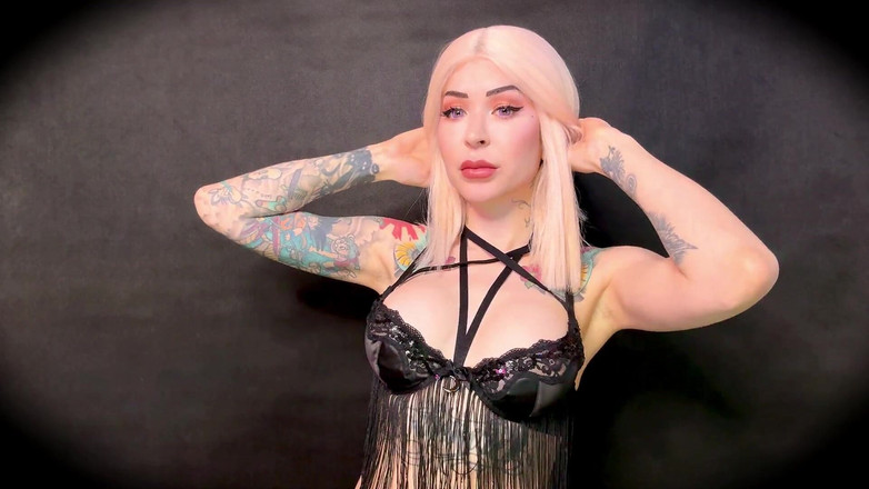 Baal Eldritch: 아주 특별한 여름 계집애 다이어트 - 노란색 주스 시도 작업