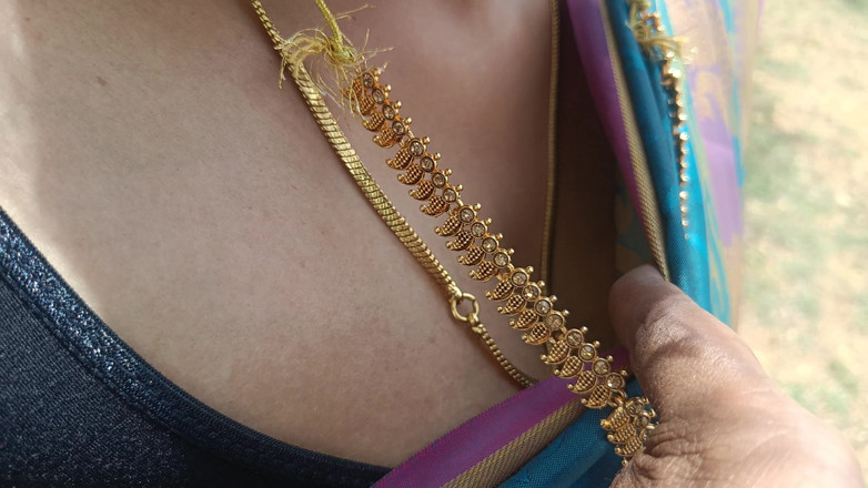 Magilmathi: Function Outdoor with Stranger 1