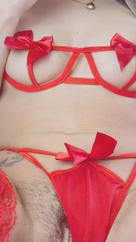 I Love Red, What About You?