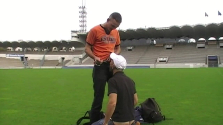 Jess Royan XXX: Fodida no estádio de futebol !! Incrível