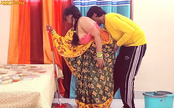 Topxxxcouple: Saya mengongkek pembantu rumah panas saya yang berpantat besar dengan...