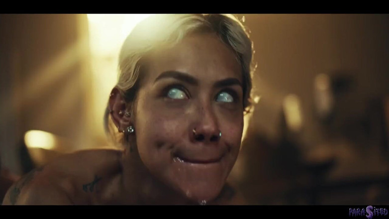 Parasited: Suçüstü yakalandı