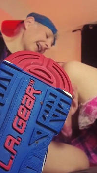 Móc cua tuyến tiền liệt với handjob bị hủy hoại cho nô lệ phục tùng!