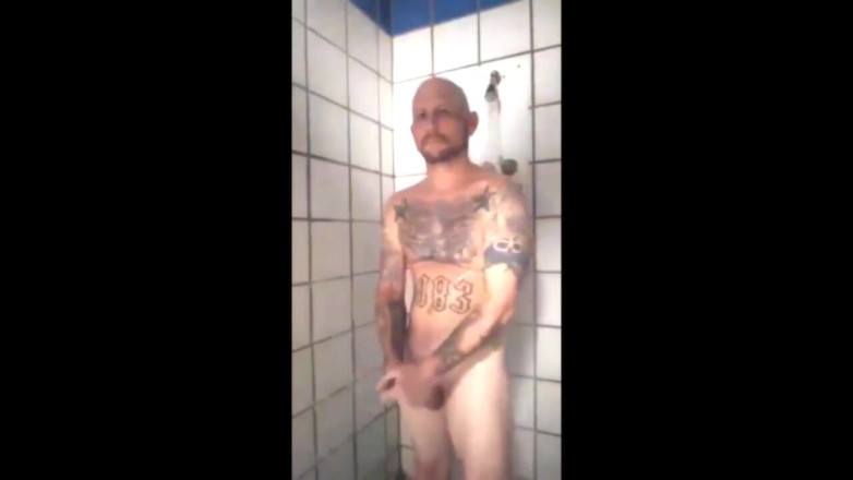 J Dubb: La prigione lo succhia