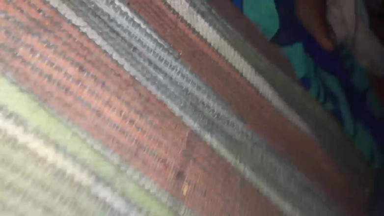 Indiagirl: Abang tiri menjilat pepek saya untuk mendapatkan bau wangi pepek...