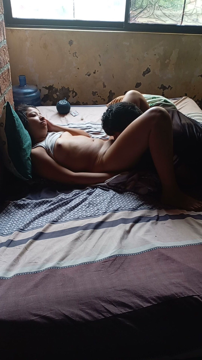E-Alfa: La figliastra del mio capo è una puttana che non smetti...