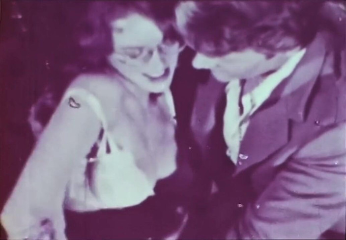 Close Encounter Vintage: Teatru porno retro erotic retro - aventură la bar