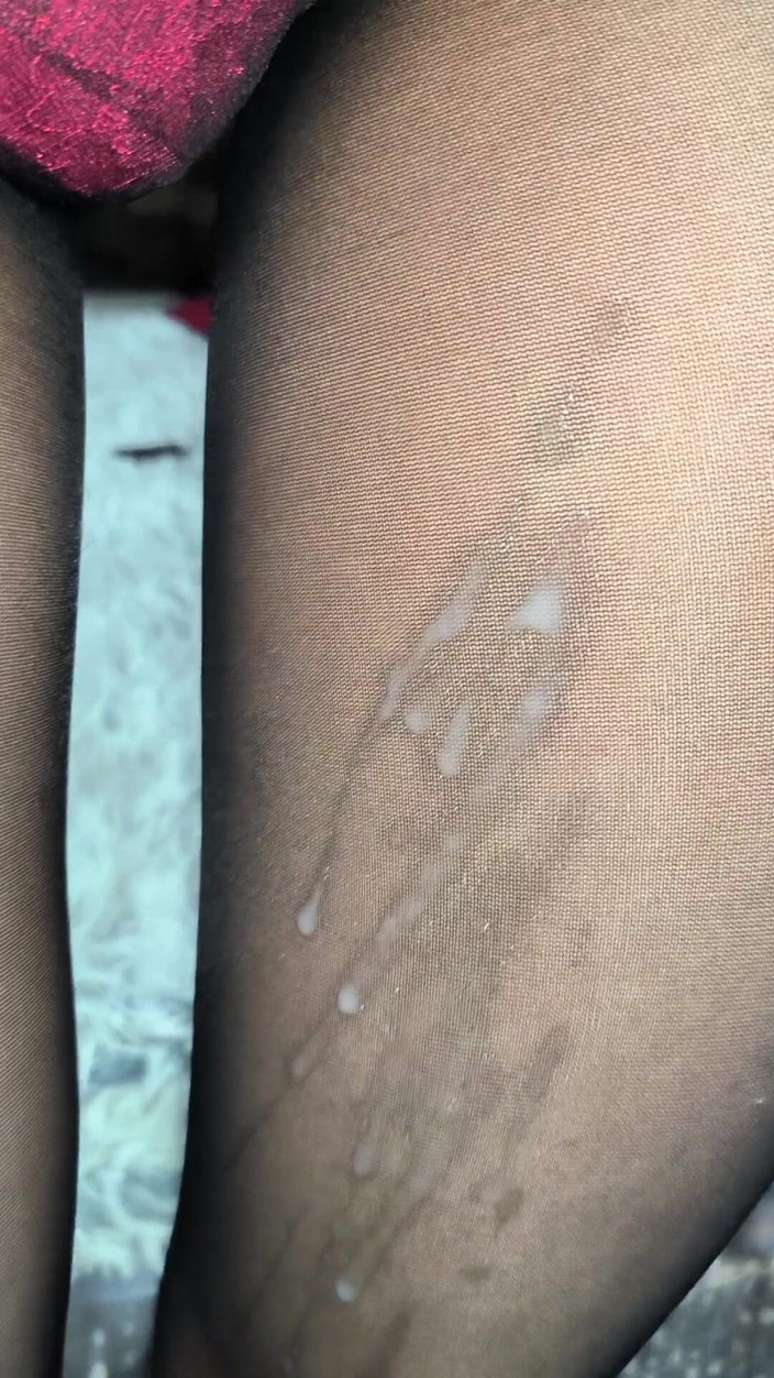 PantyhoseJuicyCummer: I Found These Used Black Shiny Tights at My Friend's...