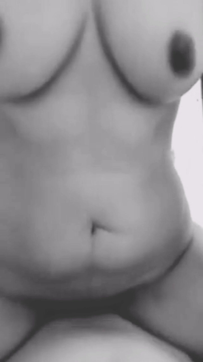 Rishi: Gaff buff'in penisini emiyor