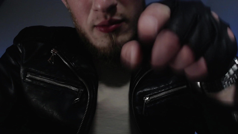 Hunky time: Alfa De Cuero Domina Y Humilla