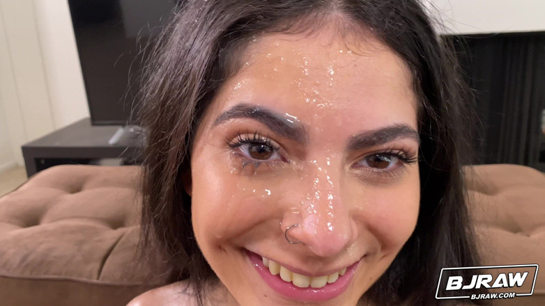 BJ Raw: Bjraw Aiming for Angel Gostosa's Face