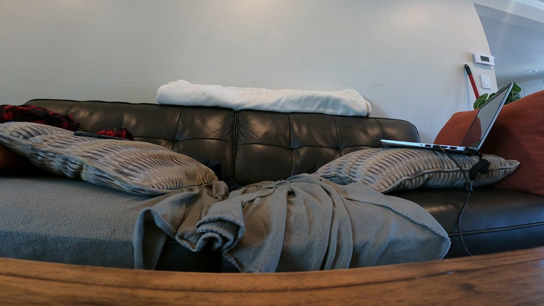 Russie Goodboy: Chico cachondo sin cortar soñando con padrastro acaricia y se...