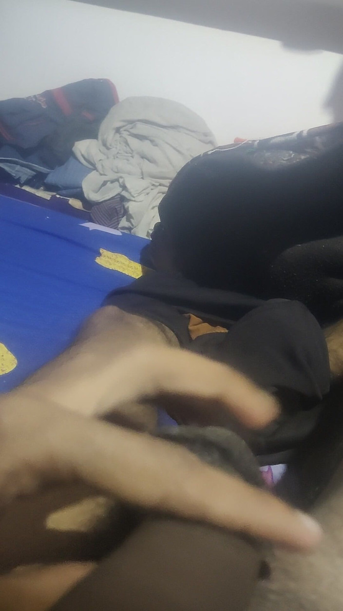 Gigolo Tv: Mi-am masat penisul