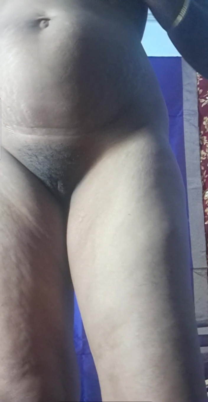 Jayaselvi: Індійська тамільська сільська тітонька з повним тілом оголена, відеодзвінок