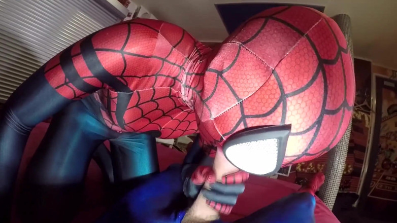 Nylon Xtreme: ナターシャ・グアパはスパイダーガール中出し全体です