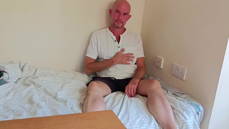 Rockardglans: Sesiune de masturbare intimă goală, cumnatul urmărește și filmează - Rockard Daddy