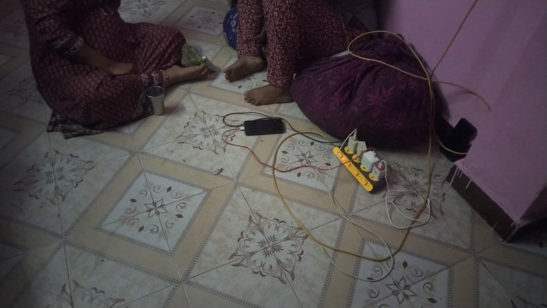 Tamil lesbian: तमिल देसी गंदी बात कर रहे हैं घर में