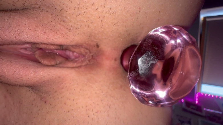 lanalovacutie: Muslim-hijab-anal-plug--heels-perfect-combo-for-cum