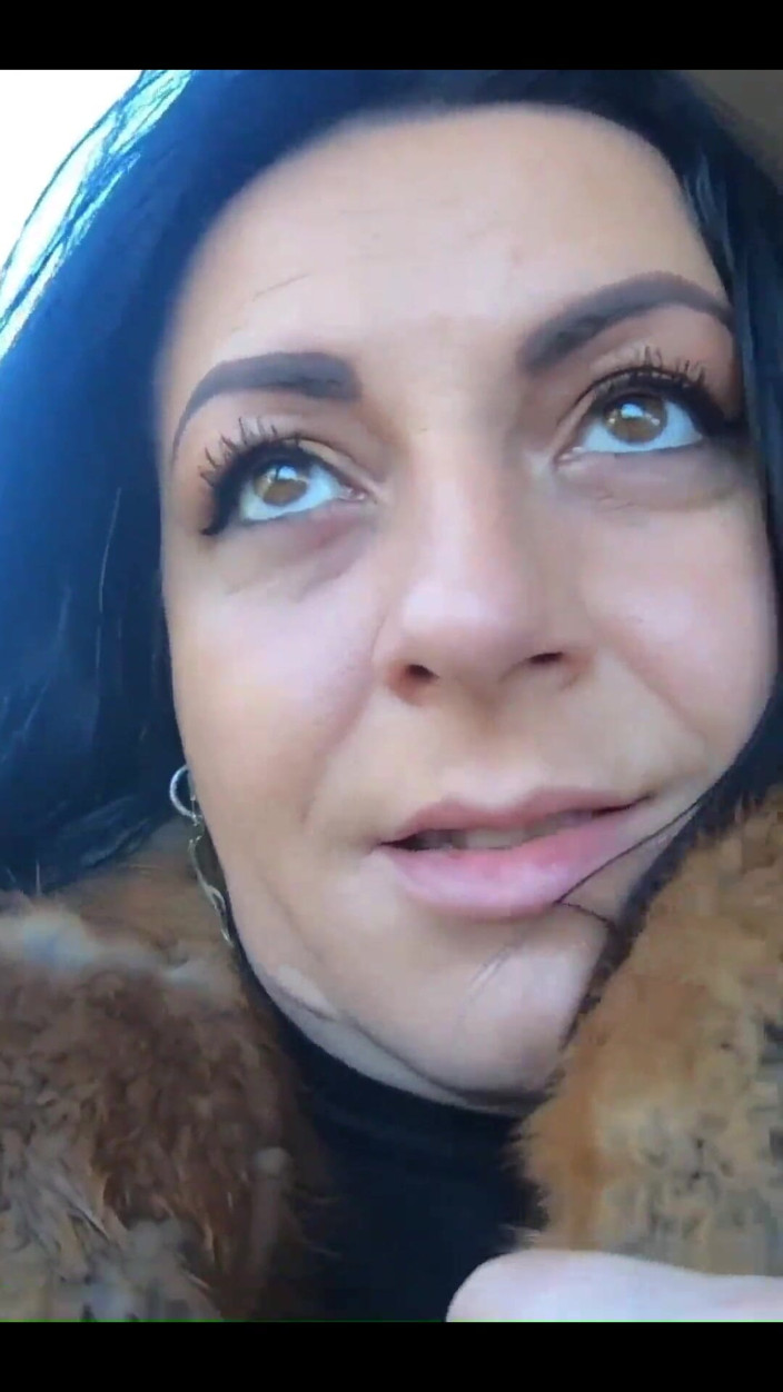 MilfyCalla: 나는 당신과 함께 쇼핑을 가고 싶습니다. 결국, 나는 당신에게 매우 감사하게 될 것입니다!