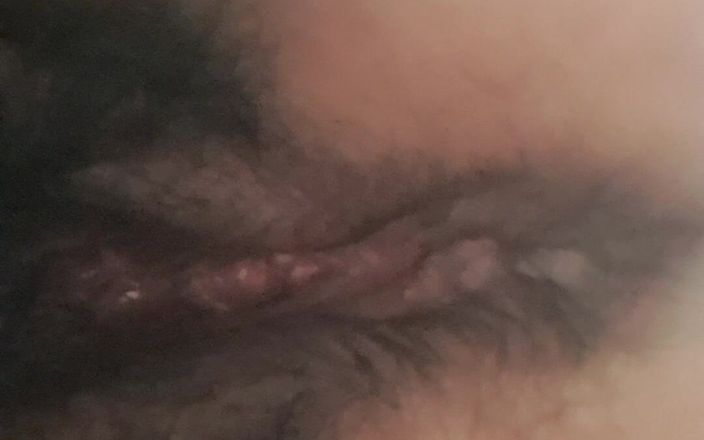 Mommy big hairy pussy: Curul pulei al mamei vitrege