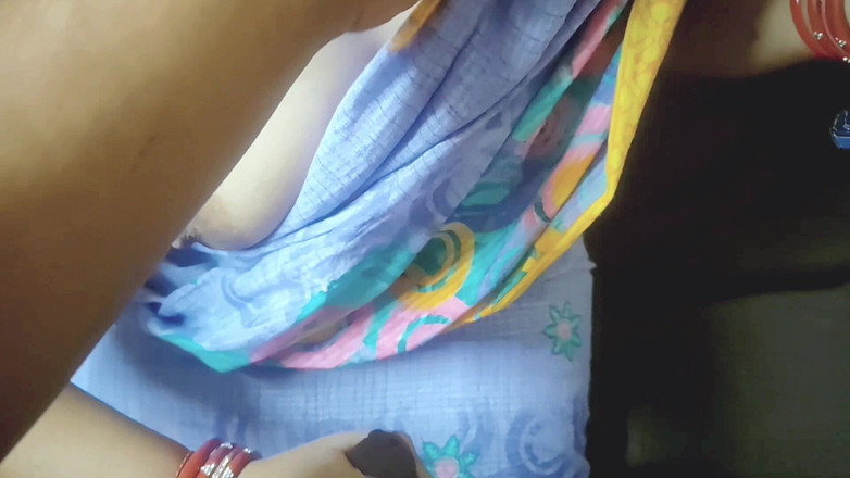 Bhabi8068: Čerstvě vdaná Bhabi a nevlastní bratr HD