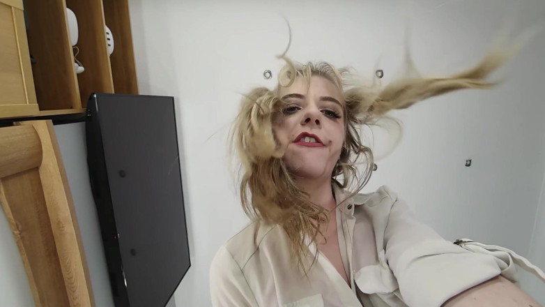 Jimmy Draws: Bionda gabie - seduta in faccia in calze di nylon