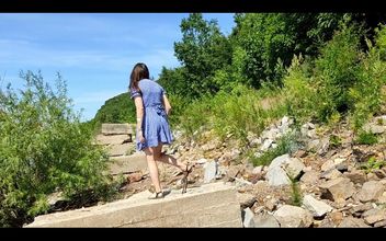 My Dress Fluttered in the Wind I Showed My Ass