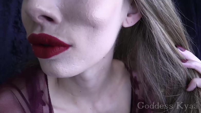 Kyaa Chimera: Adorazione del rossetto del cornuto