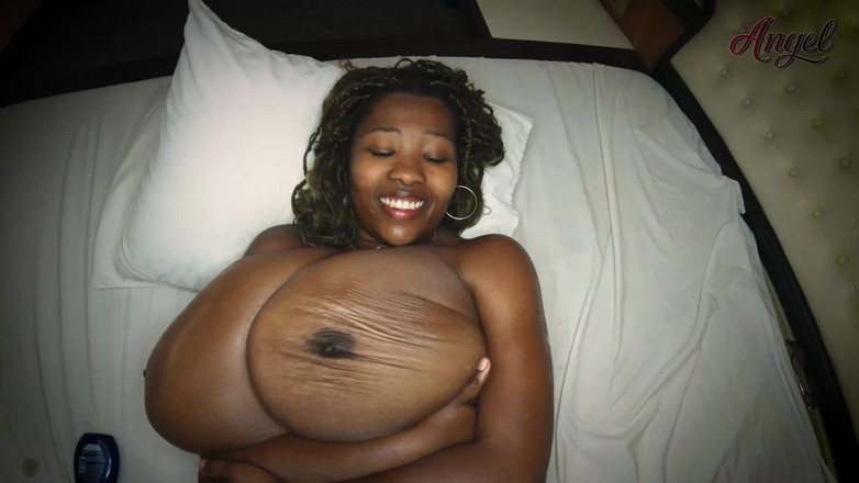 Angel Big B: Oliemassage en taboe verlangens