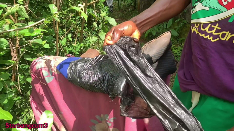 Bangcum8: Cea mai grasă pulă care încearcă să ejaculeze într-o haine dolofane, dar...