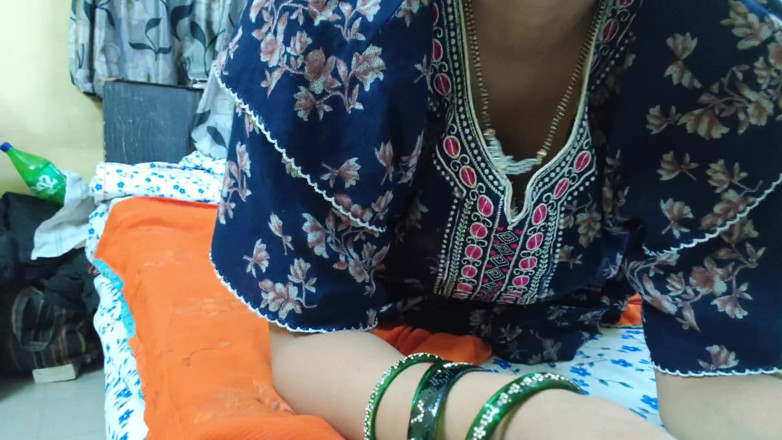 Sexy baby girl: Bhabhi Ko mc mai hi 콘돔 Laga Kar Choda
