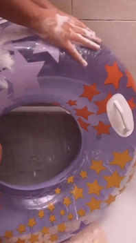 Baie cu inel de înot gonflabil