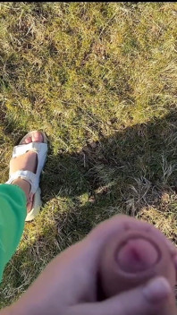 Přistižen Při Hlazení Na Veřejnosti... Pomohla Mi Skončit