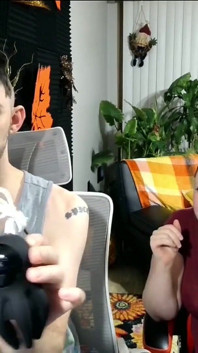 Mixiuall Octopus Vibrator Antrenor de despachetare și labă cu vedere la persoana 1