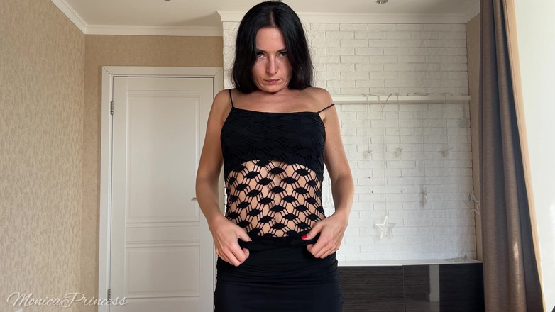 Princess Monica: Ujian regangan mencuba di atas, perut dan ketiak mengusik