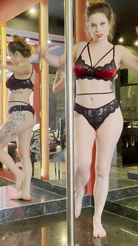 Pole Dance Com Plug
