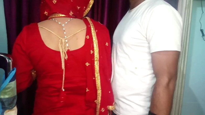 NaughtyWings: Karwa Chauth specjalne wideo