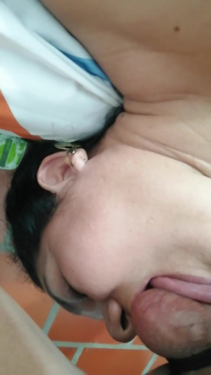 Valkyrie and Luigy Couple: 荡妇的口交