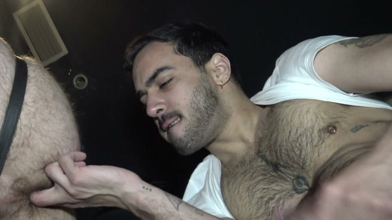 Best bareback porn from Madrid: Dougla Fucked Raw by Ruebn