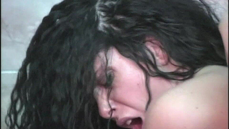 Inhonorof porn: Sie dominiert sie, bevor sie in einen doppelpenetration kommt