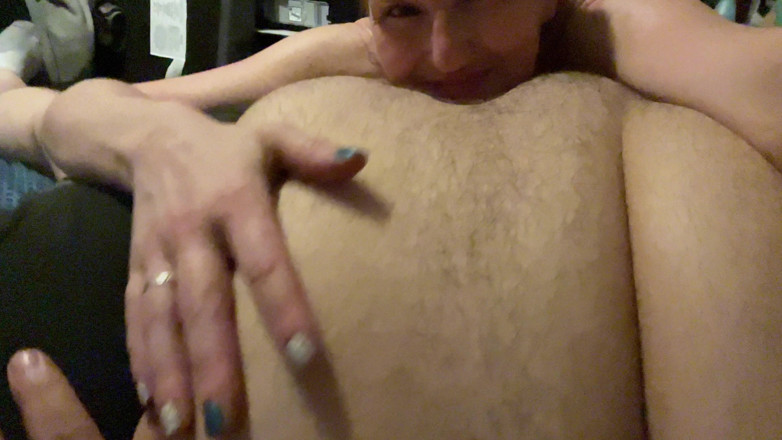MistressWriggler: Hey Chubby Chaps! Can I Do This to Your Soft,...