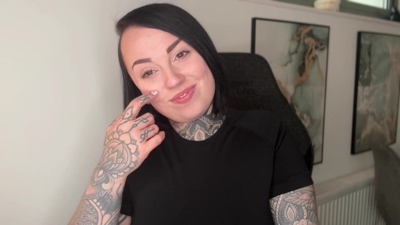 Miss Valentina: Executrixxx afpersing-fantasie