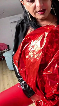 Fetiș din pvc cu balon uriaș Heart. Baloane, oral adânc în gât și joc cu spermă